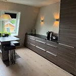 Nyrenovert Toppleilighet Midt I Sentrum, Naer Kollektivterminal شقة *